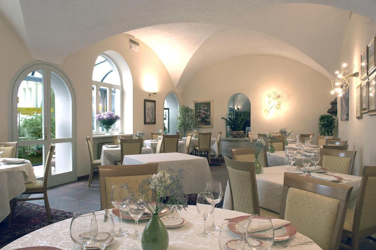 Albergo Della Torre Dal 1891 เตรสโกเรบัลเนอาริโอ ภายนอก รูปภาพ